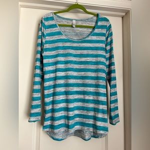 NWOT LuLaRoe Lynnae